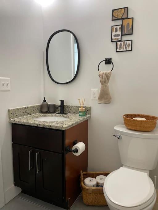 Apartament Cozy, High Rise, Large Studio Facing Downtown . Baltimore Zewnętrze zdjęcie