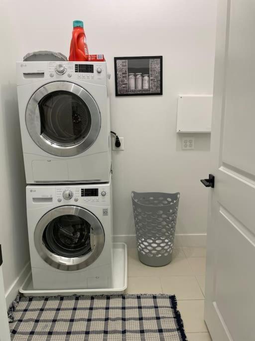 Apartament Cozy, High Rise, Large Studio Facing Downtown . Baltimore Zewnętrze zdjęcie